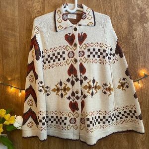 Sturbridge by Roosevelt Vintage Dutch Cape